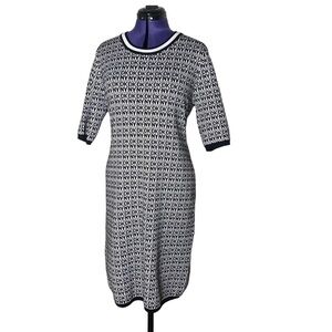 DKNY black and white dress crew neck size L